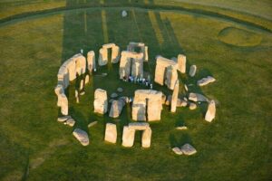 Stonehenge Special Access Guided Evening Tour from London - One Long London-to-Wiltshire Day (Then Back Again)